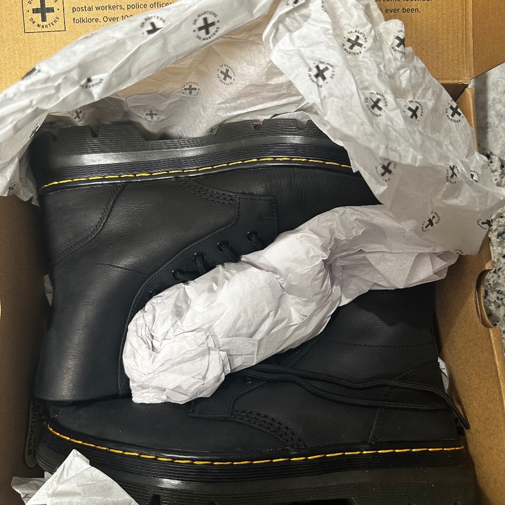 MEN'S DR. MARTENS COMBS LEATHER COMBAT BOOTS